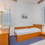 Hotel Astra