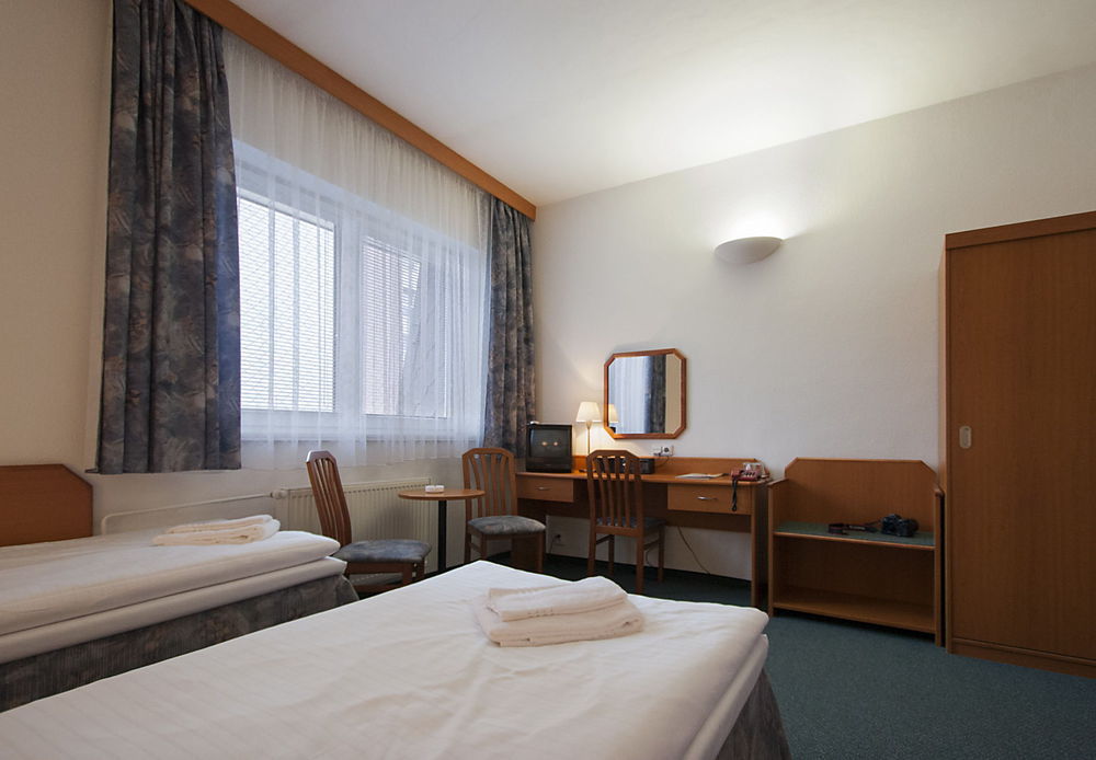 Astra 3* Praga